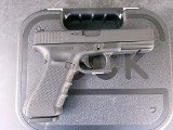 GLOCK 17Gen4 9MM LUGER (9x19 PARA) - Image 1 of 4