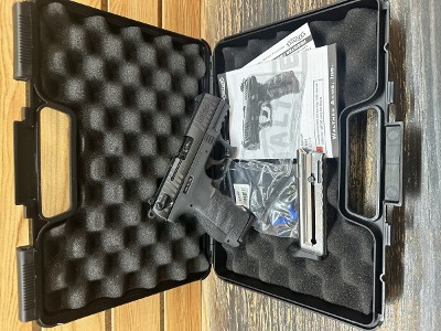 WALTHER p22 ca .22 LR - Image 3 of 5