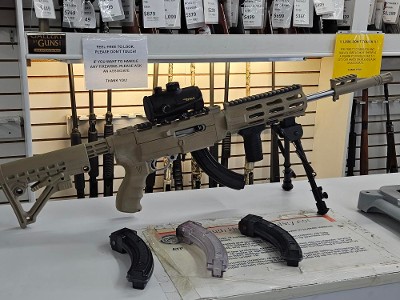 RUGER 10/22 .22 LR - Image 1 of 11