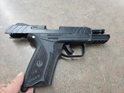 RUGER SECURITY-9 9MM LUGER (9x19 PARA) - Image 5 of 11