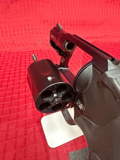 SMITH & WESSON Bodyguard .38 SPL +P - Image 4 of 6