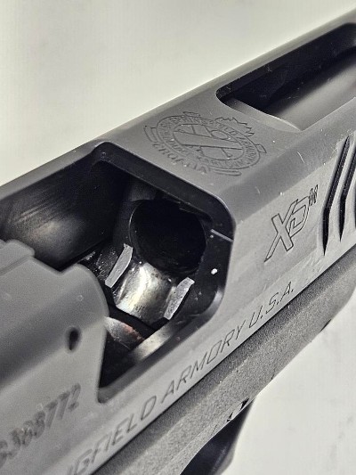 SPRINGFIELD ARMORY XD-40 40 Smith & Wesson - Image 9 of 11