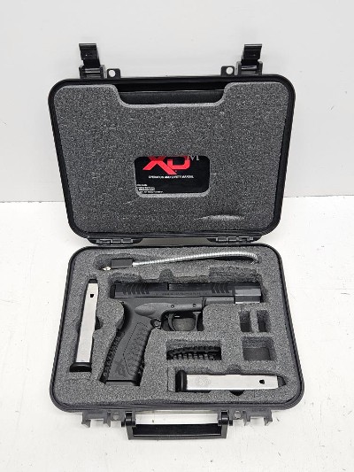 SPRINGFIELD ARMORY XD-40 40 Smith & Wesson - Image 1 of 11