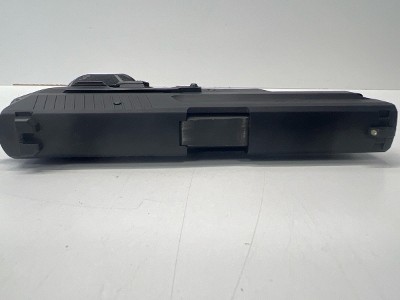 SIG SAUER SP2022 40 Smith & Wesson - Image 9 of 12
