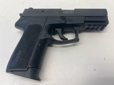 SIG SAUER SP2022 40 Smith & Wesson - Image 2 of 12