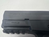 SIG SAUER SP2022 40 Smith & Wesson - Image 10 of 12