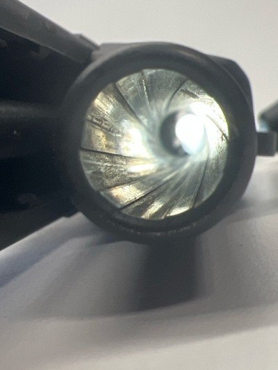 SIG SAUER SP2022 40 Smith & Wesson - Image 6 of 12
