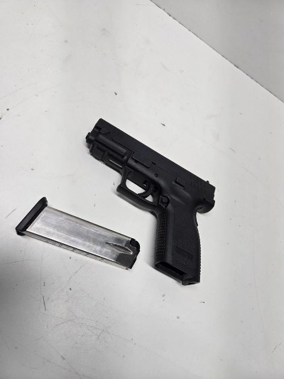 SPRINGFIELD ARMORY XD-40 40 - Image 1 of 7