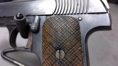 ALKARTASUNA FABRICA DE ARMAS, S.A. ALKAR .32 ACP - Image 6 of 10