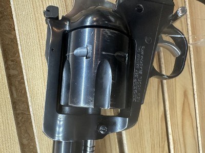 RUGER New Model Blackhawk .357 MAG - Image 4 of 6