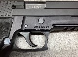 SIG SAUER P226 9 mm Para - Image 9 of 12
