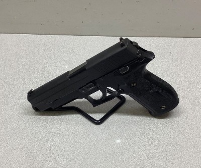 SIG SAUER P226 9 mm Para - Image 3 of 12