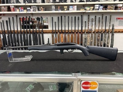 MOSSBERG 702 PLINKSTER .22 CALIBER - Image 5 of 7