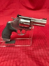 SMITH & WESSON MODEL 686-6 PLUS .357 MAG - Image 3 of 6