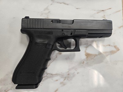Glock G22Gen 4 .40 S&W - Image 2 of 2