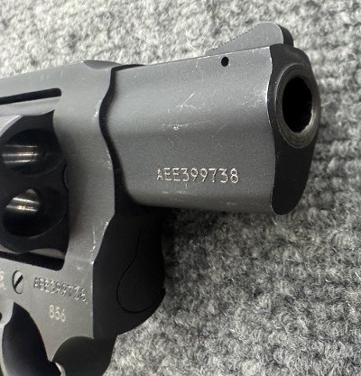 TAURUS 856 .38 SPL - Image 5 of 6
