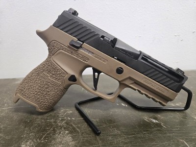 SIG SAUER P320 COMPACT FDE 9MM LUGER (9x19 PARA) - Image 2 of 3