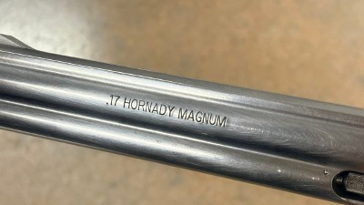 SMITH & WESSON 647 NO DASH .17 HMR - Image 6 of 12