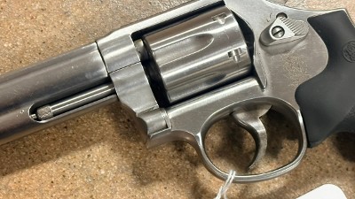 SMITH & WESSON 647 NO DASH .17 HMR - Image 4 of 12