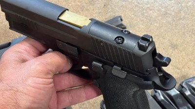SIG SAUER P229 ELITE 9MM LUGER (9x19 PARA) - Image 7 of 11