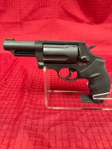 TAURUS THE JUDGE .45lc / .410 - Image 2 of 6