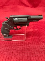 TAURUS THE JUDGE .45lc / .410 - Image 3 of 6
