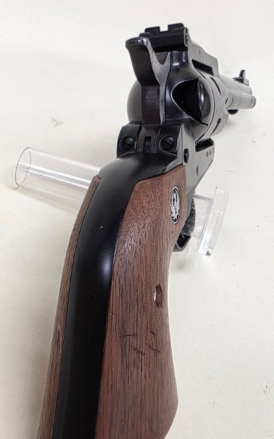 RUGER NEW MODEL SINGLE-SIX .22 LR/.22 WMR - Image 8 of 13