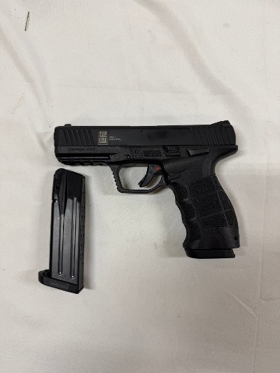 SAR FIREARMS SAR 9 9MM LUGER (9x19 PARA) - Image 1 of 3