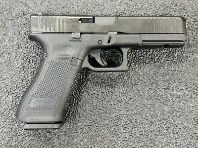 GLOCK 17V 9MM LUGER (9x19 PARA) - Image 4 of 8