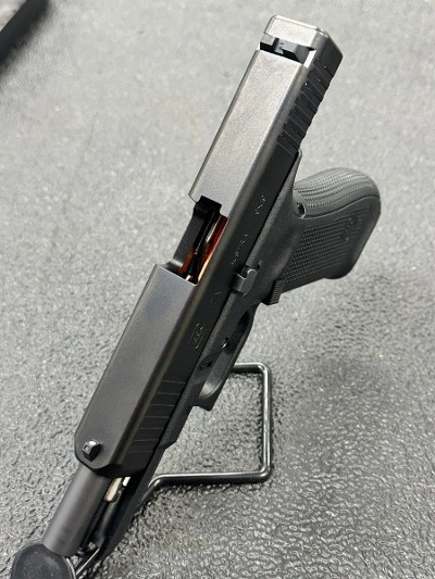 GLOCK 17V 9MM LUGER (9x19 PARA) - Image 8 of 8