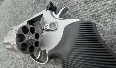 TAURUS 627 .357 MAG - Image 4 of 8