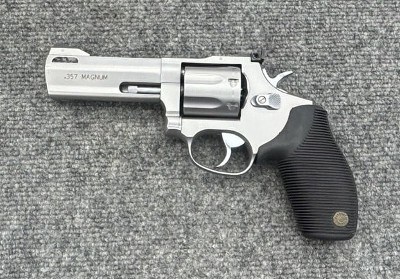 TAURUS 627 .357 MAG - Image 2 of 8