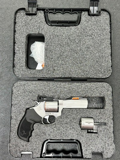 TAURUS TRACKER - STAINLESS 22 Winchester Magnum - Image 1 of 12
