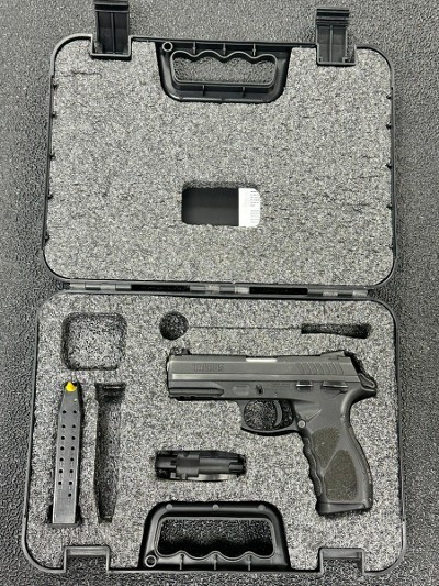 TAURUS TH9 9MM LUGER (9x19 PARA) - Image 1 of 8