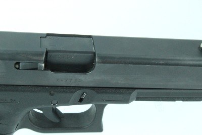 GLOCK 22 GEN 4 40 Smith & Wesson - Image 9 of 17