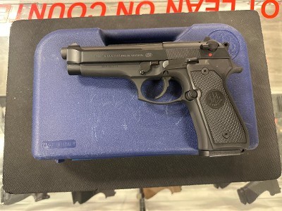 BERETTA 92FS 9MM LUGER (9x19 PARA) - Image 1 of 4