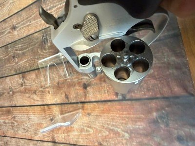 SMITH & WESSON 637 .38 SPL +P - Image 5 of 8