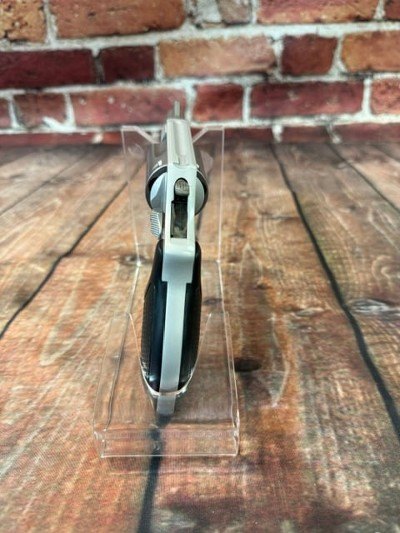 SMITH & WESSON 637 .38 SPL +P - Image 3 of 8
