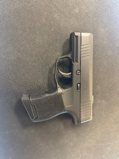 SIG SAUER P365 SAS 9MM LUGER (9x19 PARA) - Image 1 of 4