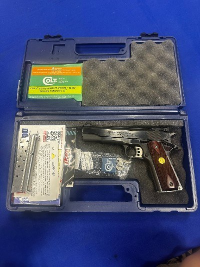 COLT GOLD CUP NATIONAL MATCH .45 ACP - Image 3 of 6
