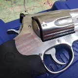 SMITH & WESSON 460V .460 S&W MAGNUM - Image 3 of 6