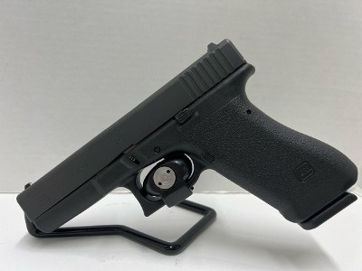 GLOCK 17 9MM LUGER (9x19 PARA) - Image 4 of 9