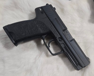 HECKLER & KOCH USP 45 .45 ACP - Image 3 of 5