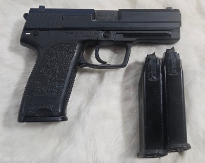 HECKLER & KOCH USP 45 .45 ACP - Image 2 of 5