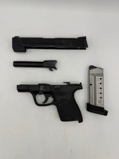 SMITH & WESSON M&P 40 SHIELD M2.0 PERFORMANCE CENTER .40 S&W - Image 2 of 14