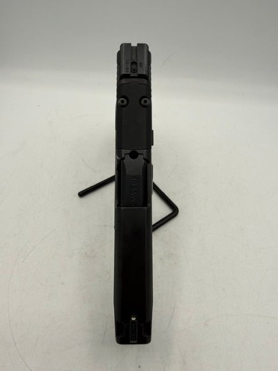 SMITH & WESSON M&P 40 SHIELD M2.0 PERFORMANCE CENTER .40 S&W - Image 10 of 14