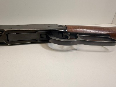 WINCHESTER MODEL 94 CARBINE RIFLE 32 WIN. SPL - Image 8 of 14