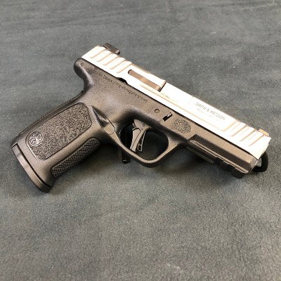SMITH & WESSON SD40 2.0 40 Smith & Wesson - Image 3 of 4