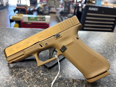 GLOCK 19X V 9MM LUGER (9x19 PARA) - Image 1 of 6