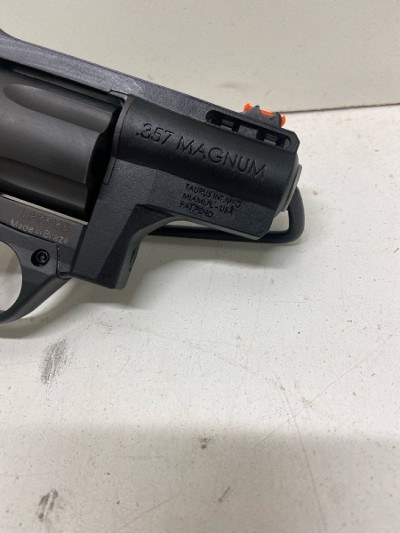 TAURUS 605 PROTECTOR POLY .357 MAG - Image 2 of 7